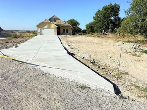 1004 Don Eve Court, Azle, TX 76020