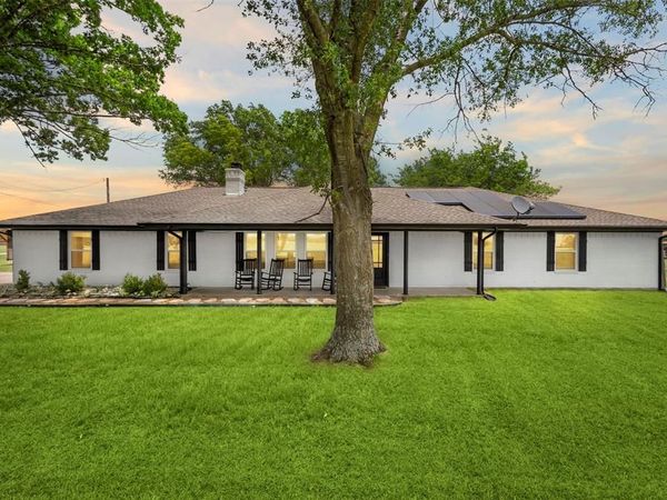 6754 Raymond , Kaufman, TX 75142