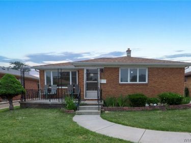 54 Ceil Drive, Buffalo, NY 14227