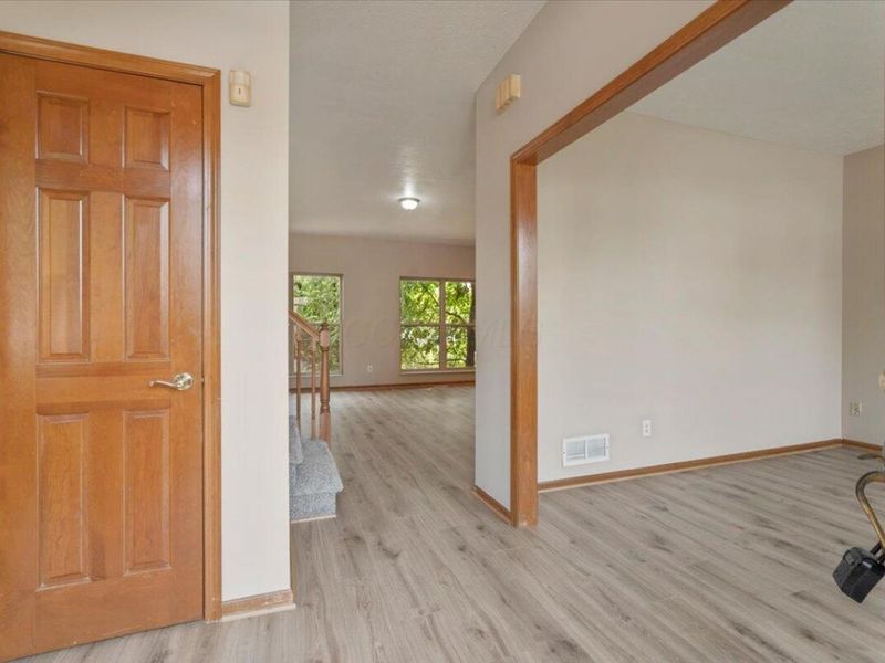 7921 Panary Court, Reynoldsburg, OH 43068 Photo 13