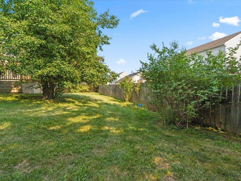 7921 Panary Court, Reynoldsburg, OH 43068 Photo 2