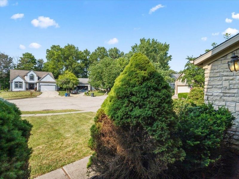 7921 Panary Court, Reynoldsburg, OH 43068 Photo 3