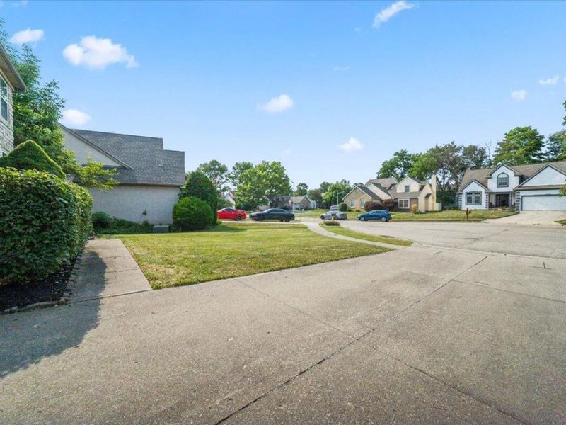 7921 Panary Court, Reynoldsburg, OH 43068 Photo 6