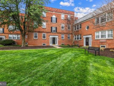 1812 W ABINGDON DRIVE , Unit 202, ALEXANDRIA, VA 22314