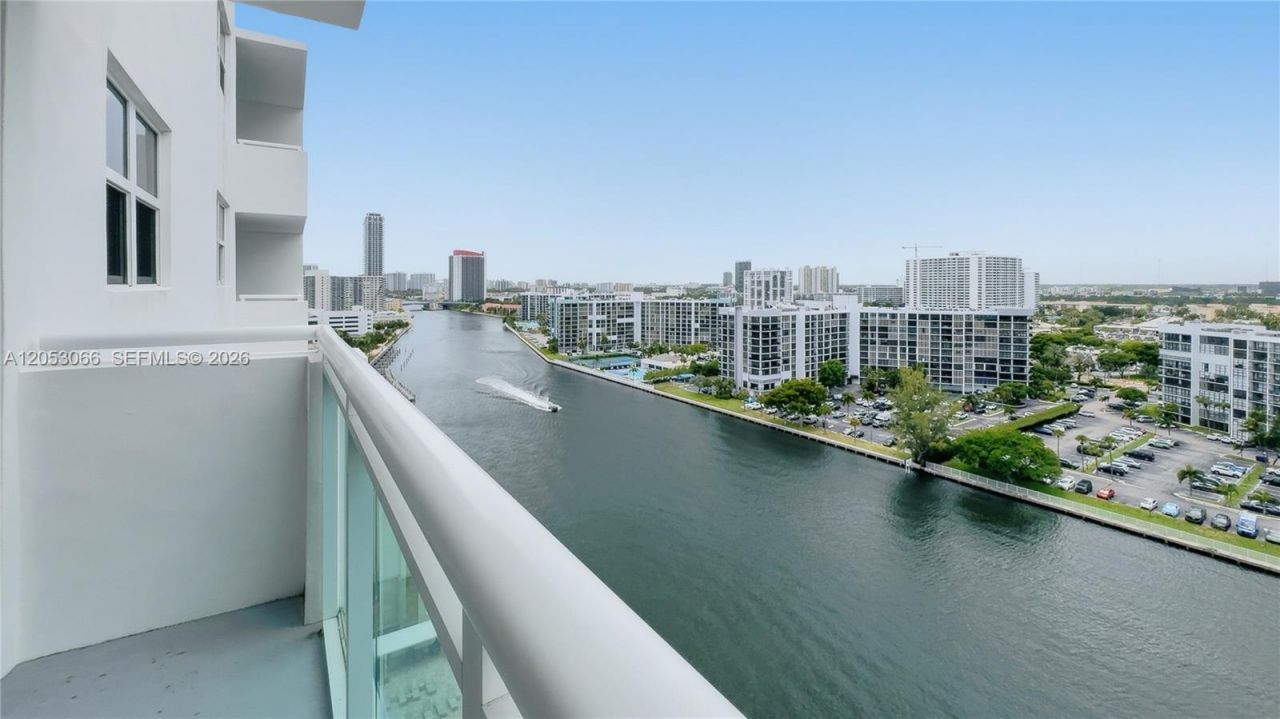 3000 S Ocean Dr, Unit 1516, Hollywood, FL 33019 Photo