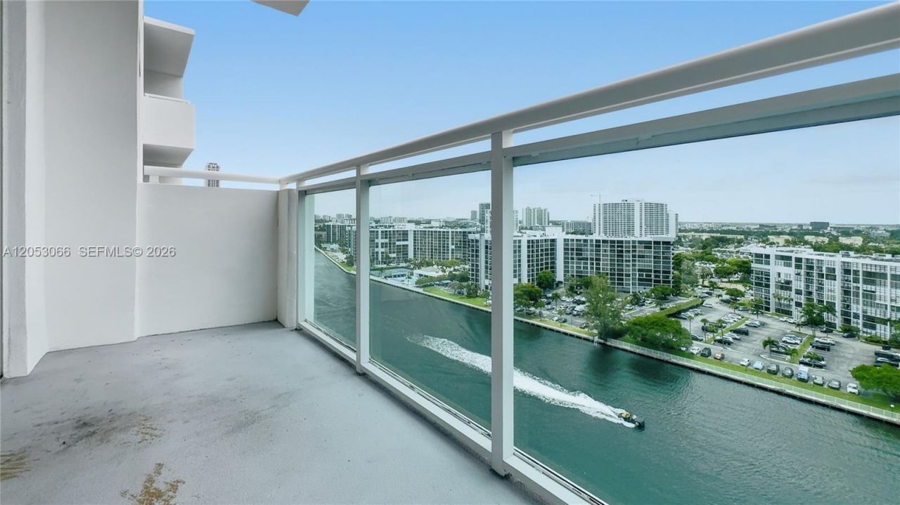 3000 S Ocean Dr , Unit 1516, Hollywood, FL 33019 Photo