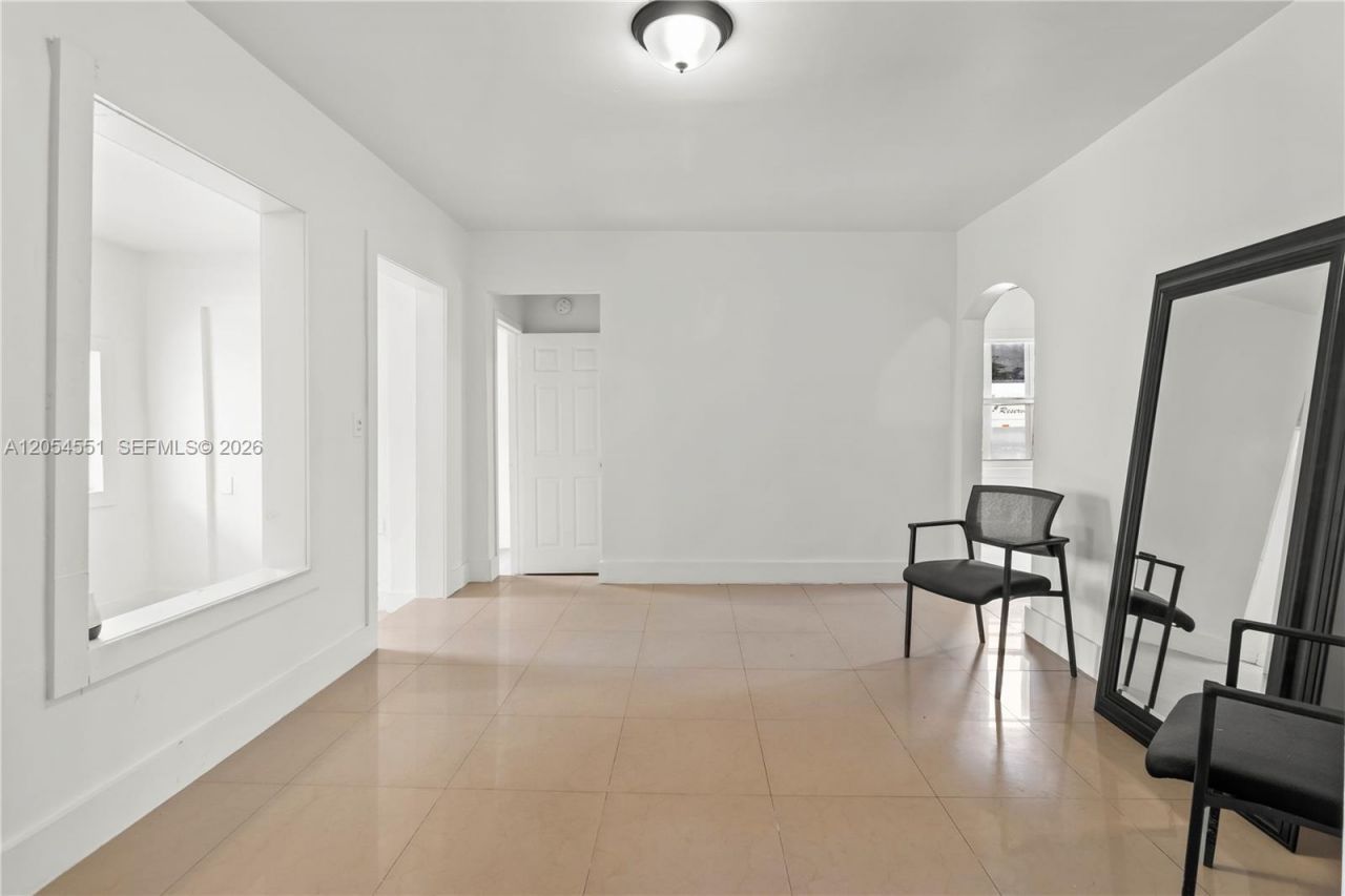 3527 NW 34th St , Miami, FL 33142 Photo
