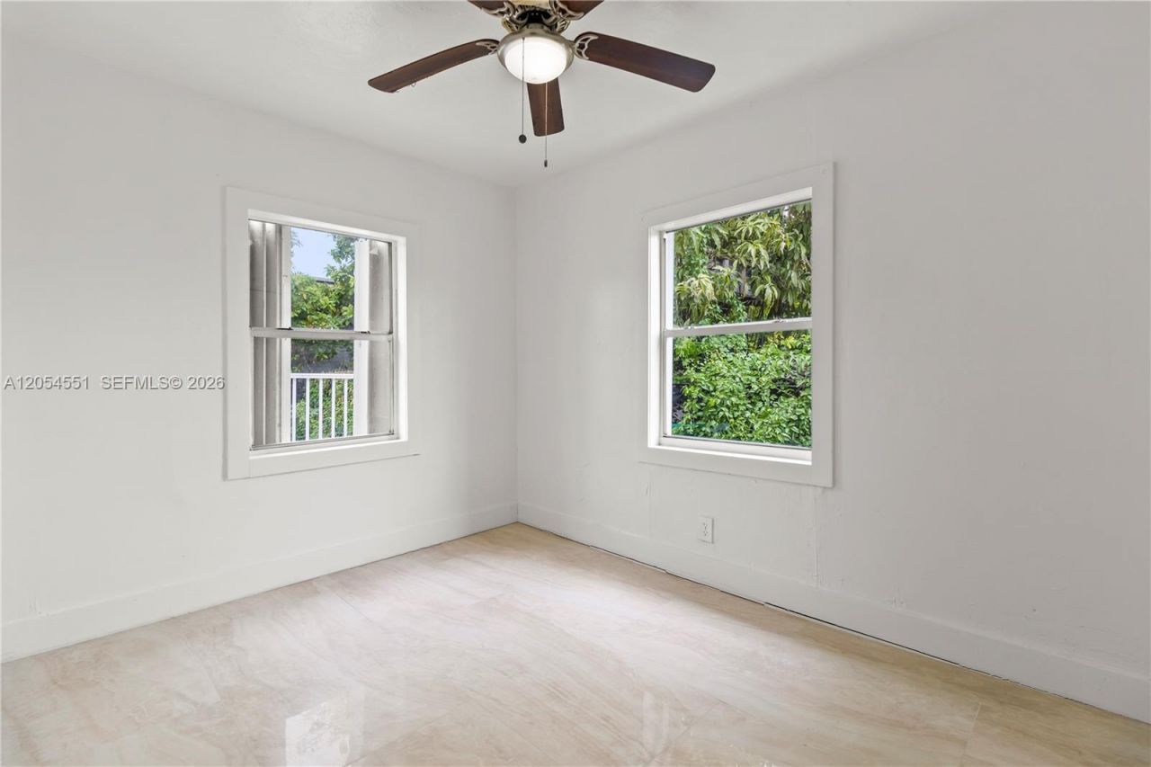 3527 NW 34th St , Miami, FL 33142 Photo