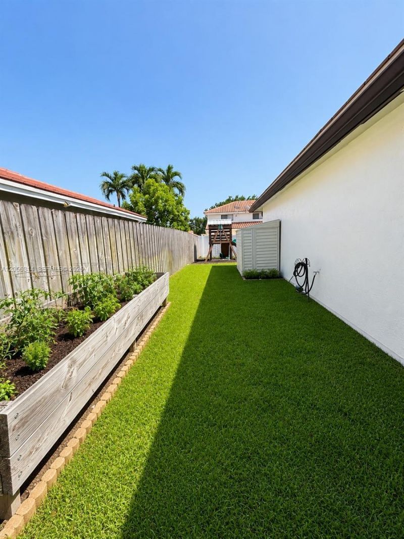 15832 Stonetower St, Davie, FL 33331 Photo