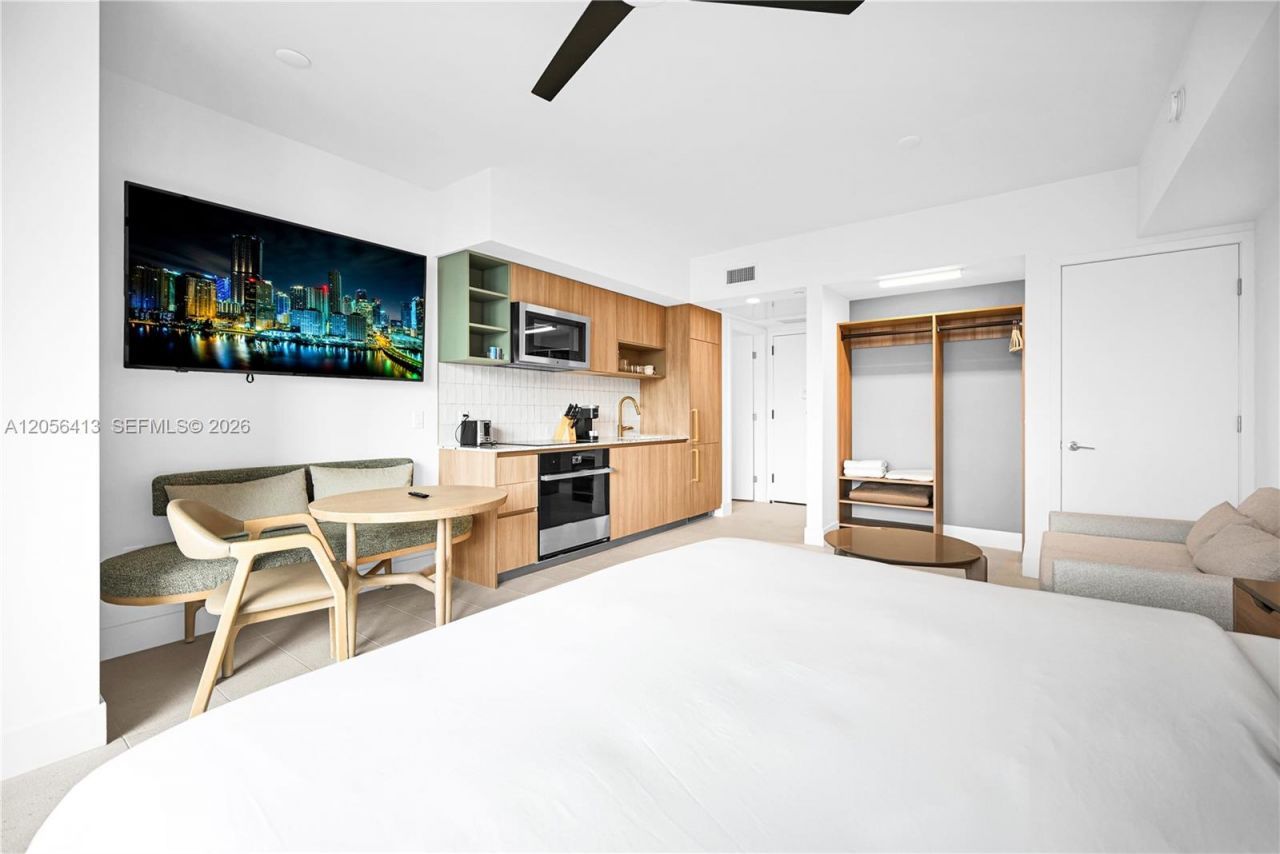 159 NE 6th St , Unit 2610, Miami, FL 33132 Photo