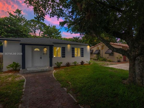 1420 NE 1st Ave, Unit 1420, Fort Lauderdale, FL 33304