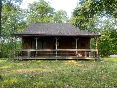 5107 Hunters Run Drive, Richfield Township, Mi 48656