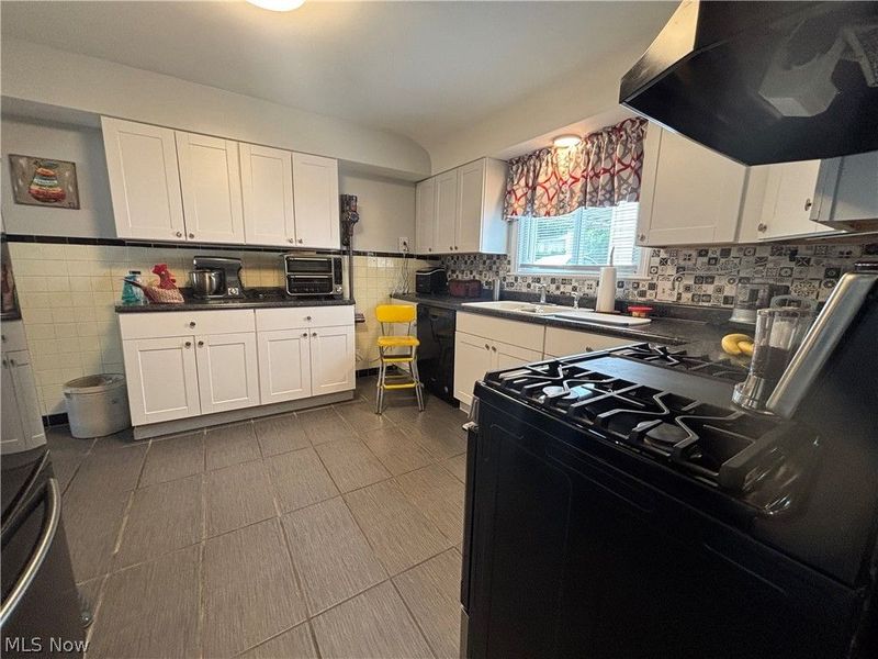 1102 17th Street NE, Canton, OH 44705 Photo 7