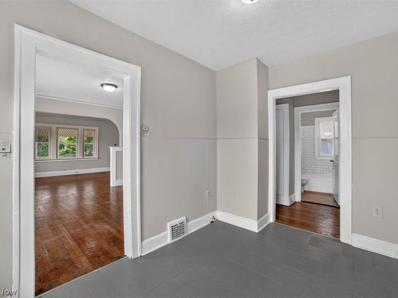 3659 E 116th Street, Cleveland, OH 44105 Photo 12
