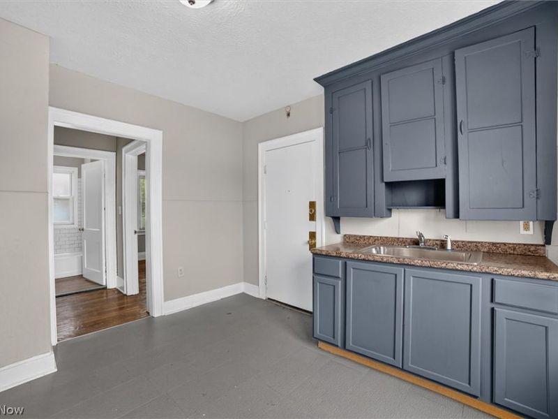 3659 E 116th Street, Cleveland, OH 44105 Photo 14