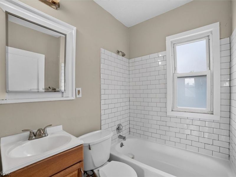 3659 E 116th Street, Cleveland, OH 44105 Photo 18