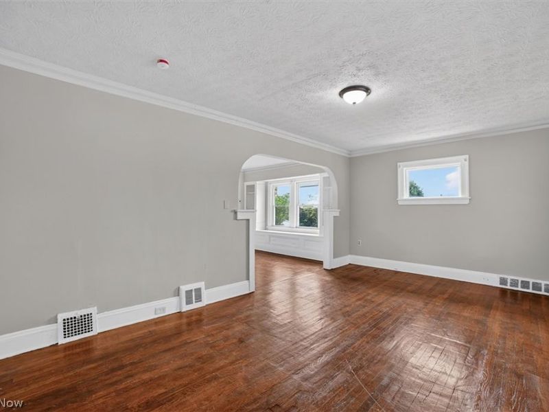 3659 E 116th Street, Cleveland, OH 44105 Photo 8