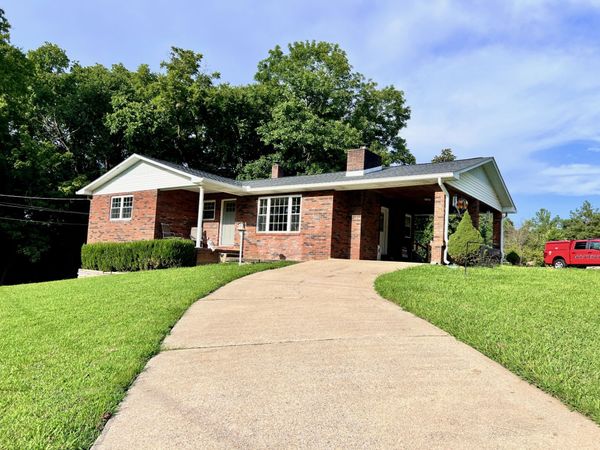 111 Gus Wallace Rd , Bumpus Mills, TN 37028