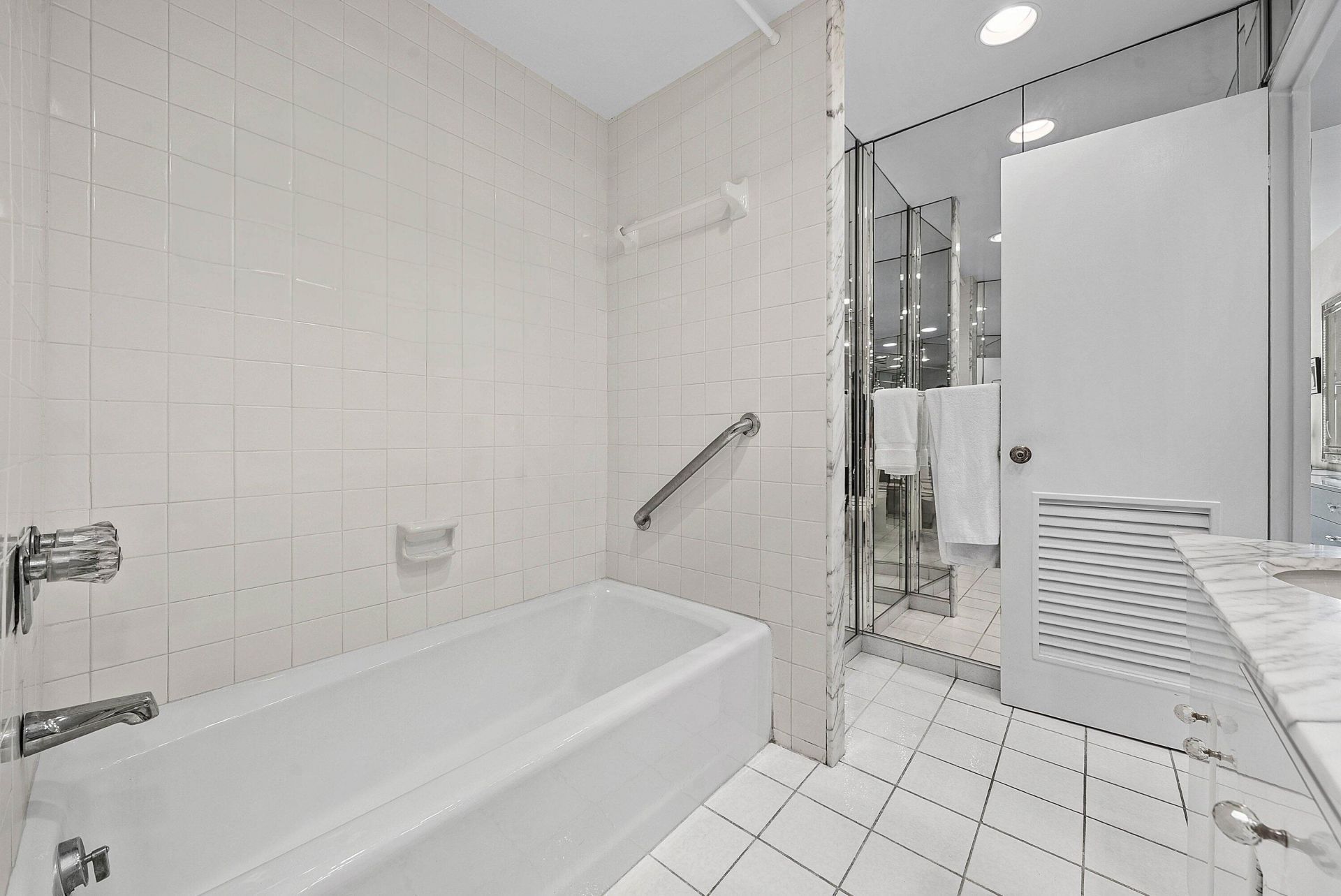 44 Cocoanut Row, Unit 222b, Palm Beach, FL 33480 Photo