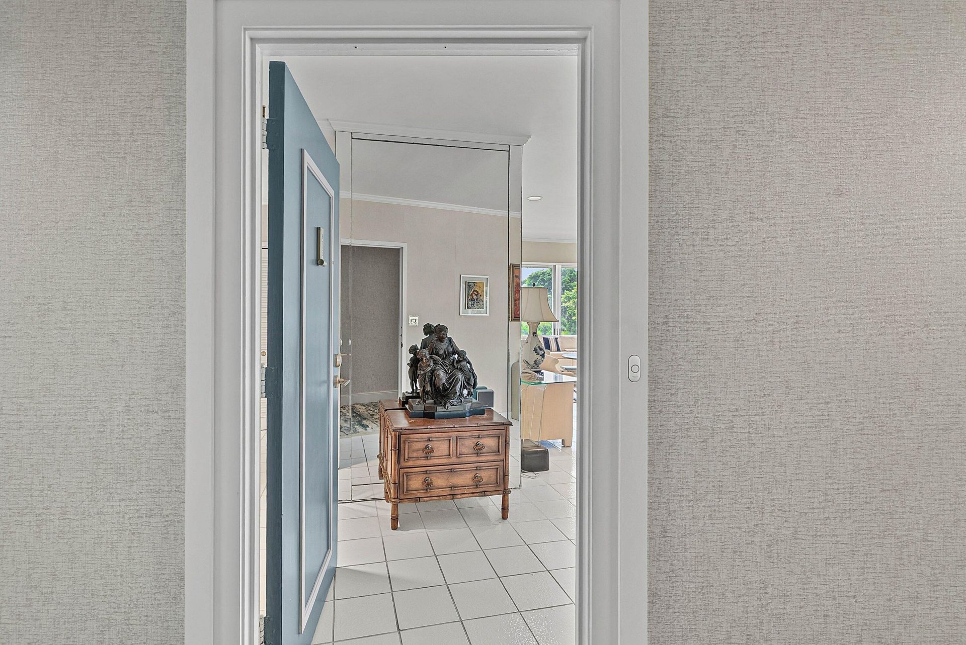 44 Cocoanut Row, Unit 222b, Palm Beach, FL 33480 Photo