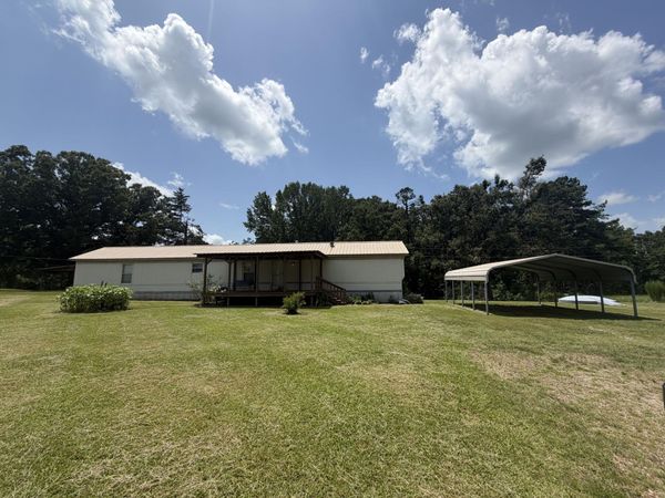1884 Ranch Town Road, Hickory Flat, MS 38633