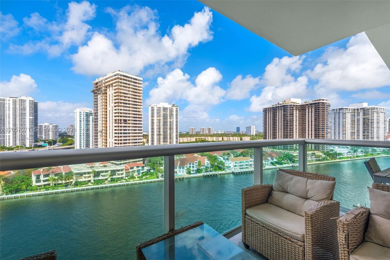 19390 Collins Ave , Unit 1519, Sunny Isles Beach, FL 33160 Photo