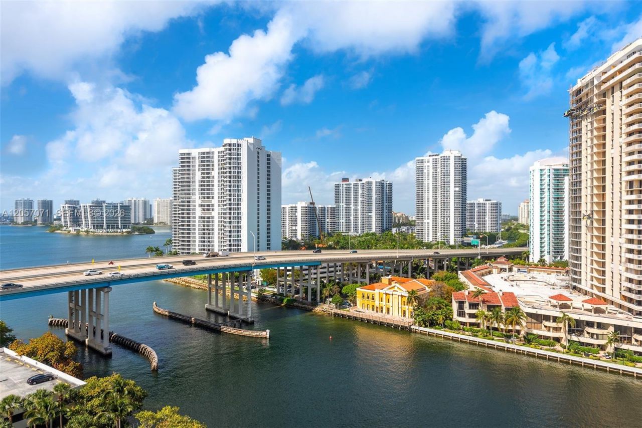19390 Collins Ave , Unit 1519, Sunny Isles Beach, FL 33160 Photo