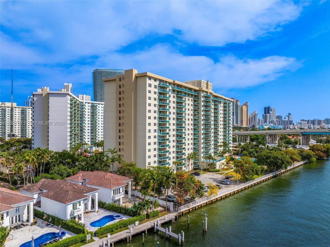 19390 Collins Ave , Unit 1519, Sunny Isles Beach, FL 33160 Photo