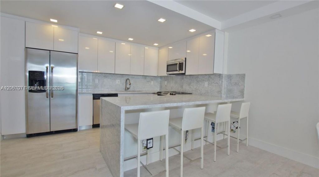 19390 Collins Ave , Unit 1519, Sunny Isles Beach, FL 33160 Photo