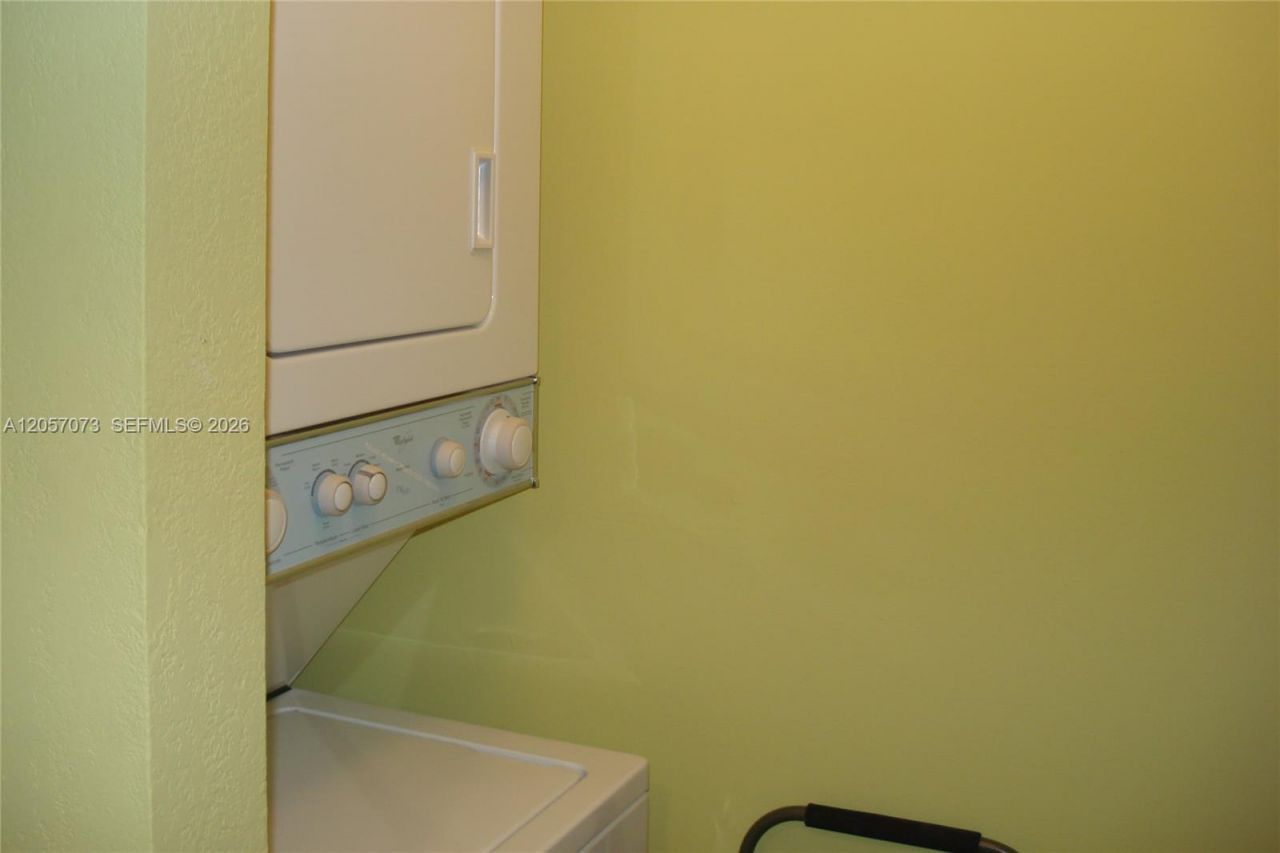 770 Claughton Island Dr, Unit 2010, Miami, FL 33131 Photo