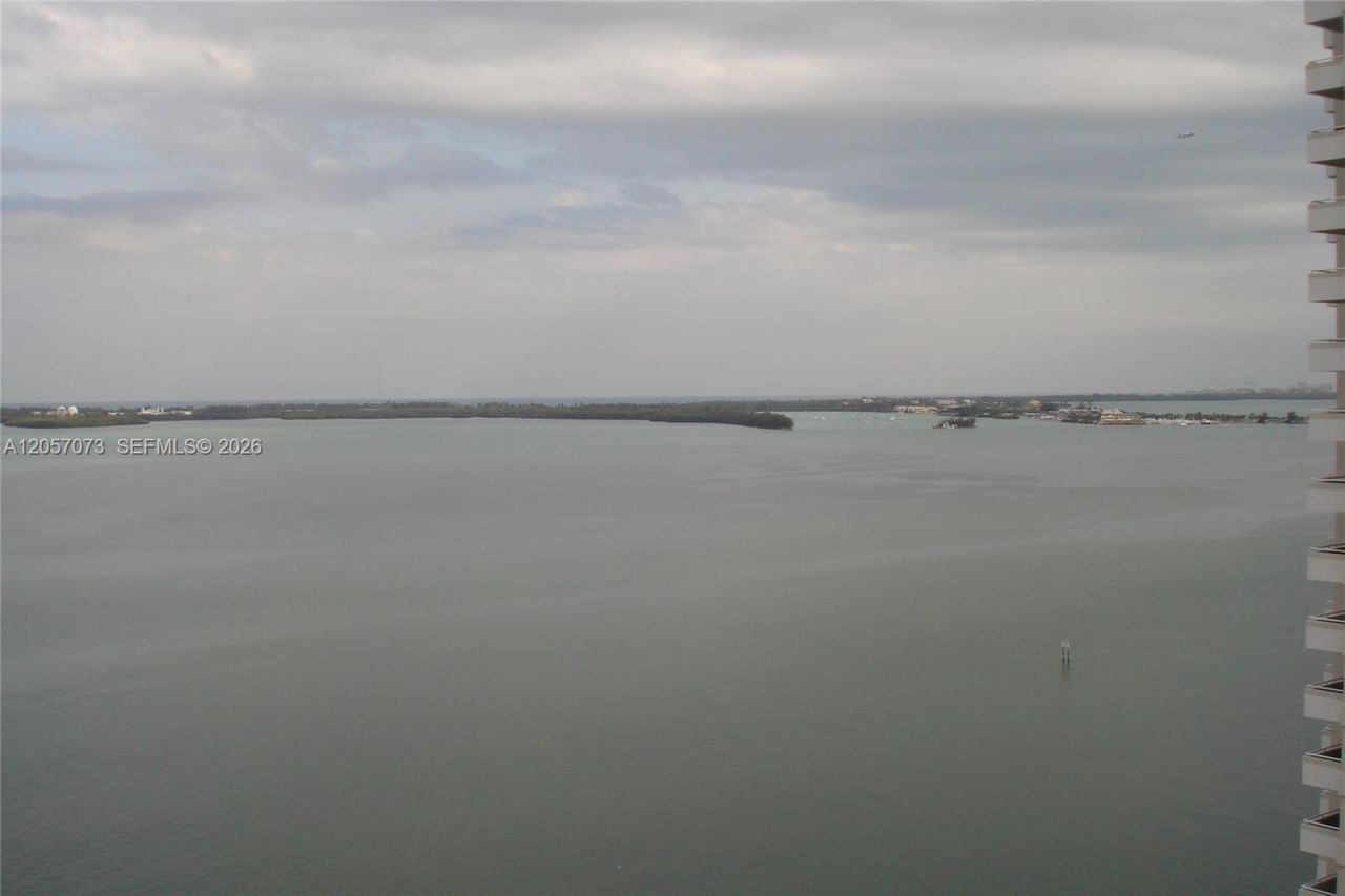 770 Claughton Island Dr, Unit 2010, Miami, FL 33131 Photo