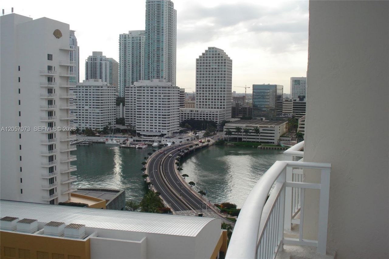770 Claughton Island Dr, Unit 2010, Miami, FL 33131 Photo