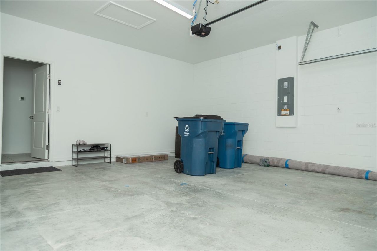 661 Crown Rose Drive , Eagle Lake, FL 33839 Photo