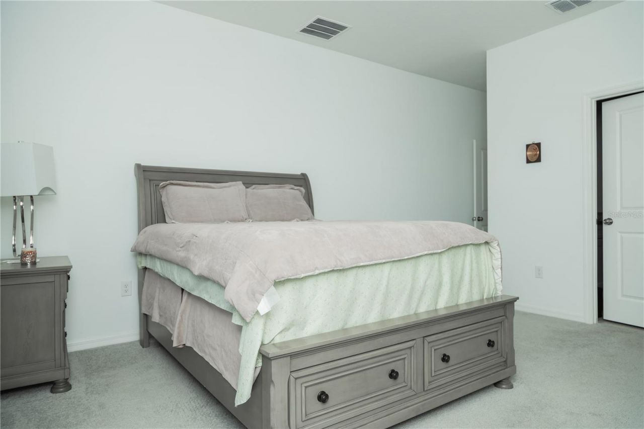 661 Crown Rose Drive , Eagle Lake, FL 33839 Photo