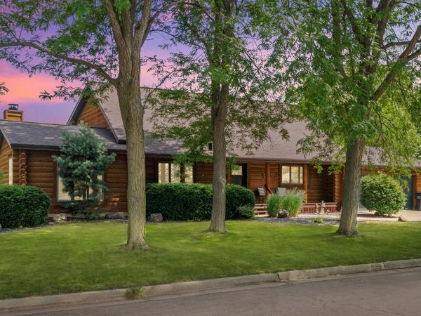 914 E Brownell St, Tomah, WI 54660