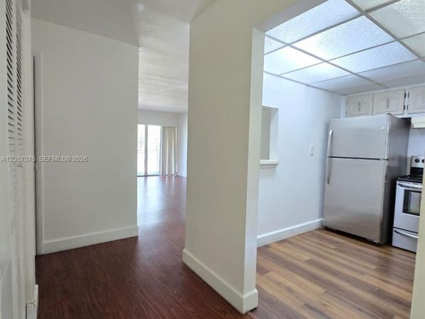 9357 Fontainebleau Blvd , Unit D420, Miami, FL 33172