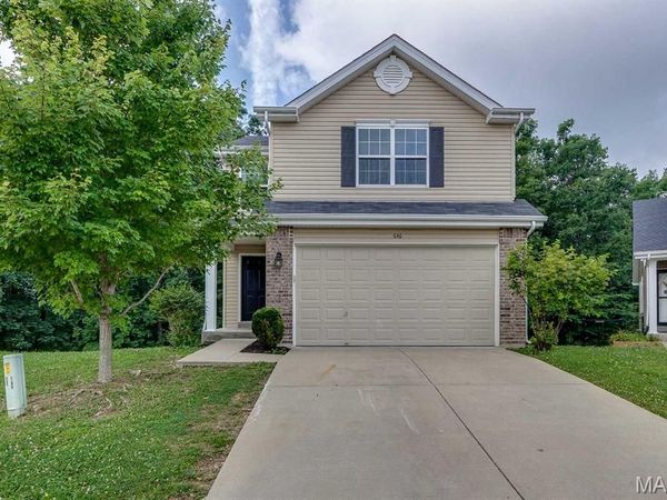 646 Fair Bluff Drive , Wentzville, MO 63385