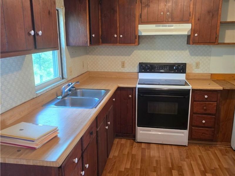 301 Shenandoah Drive, Byesville, OH 43723 Photo 12