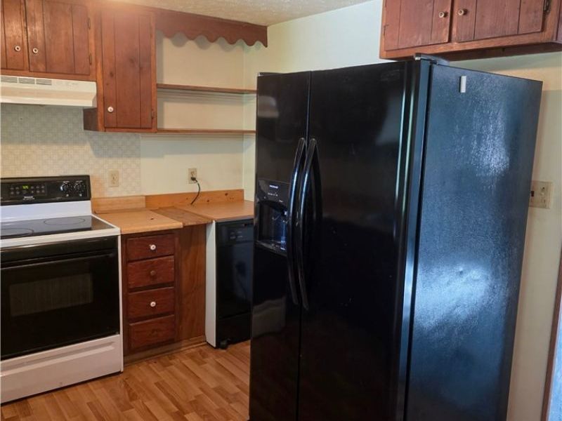 301 Shenandoah Drive, Byesville, OH 43723 Photo 14