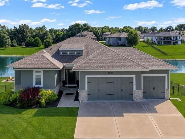 1218 Hillmann Lane, Warrensburg, MO 64093