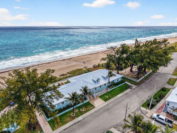 5 Cedar Drive, Unit CD5, Briny Breezes, FL 33435