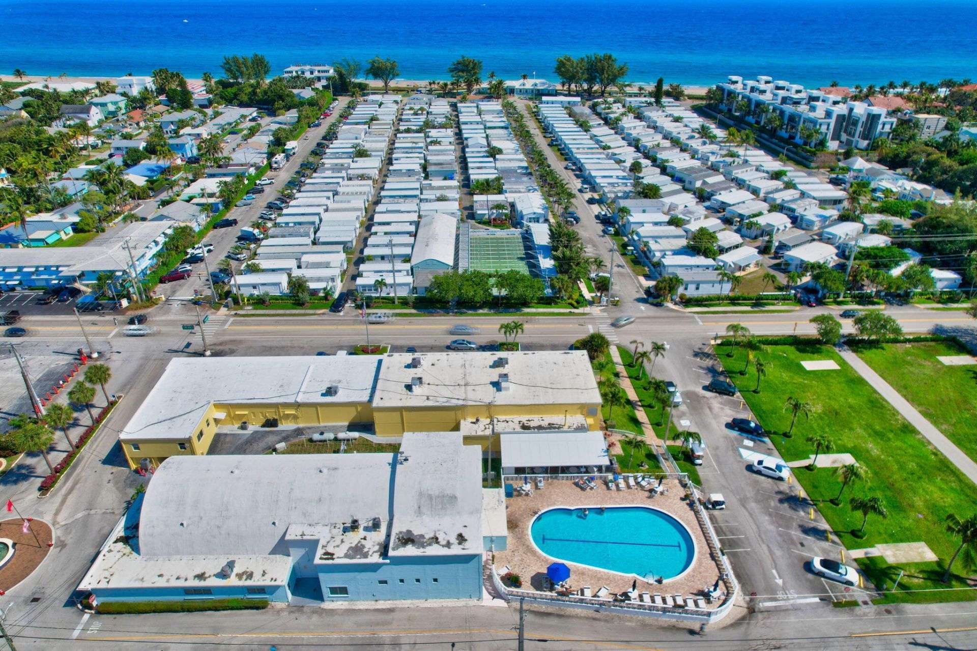 5 Cedar Drive, Unit CD5, Briny Breezes, FL 33435 Photo