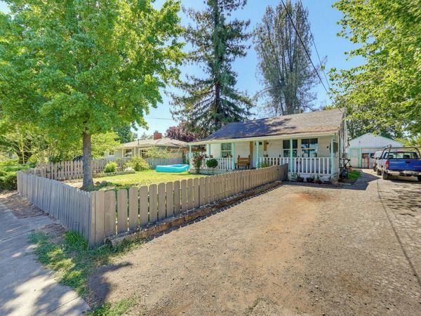1407 Dakota Avenue, Medford, OR 97501