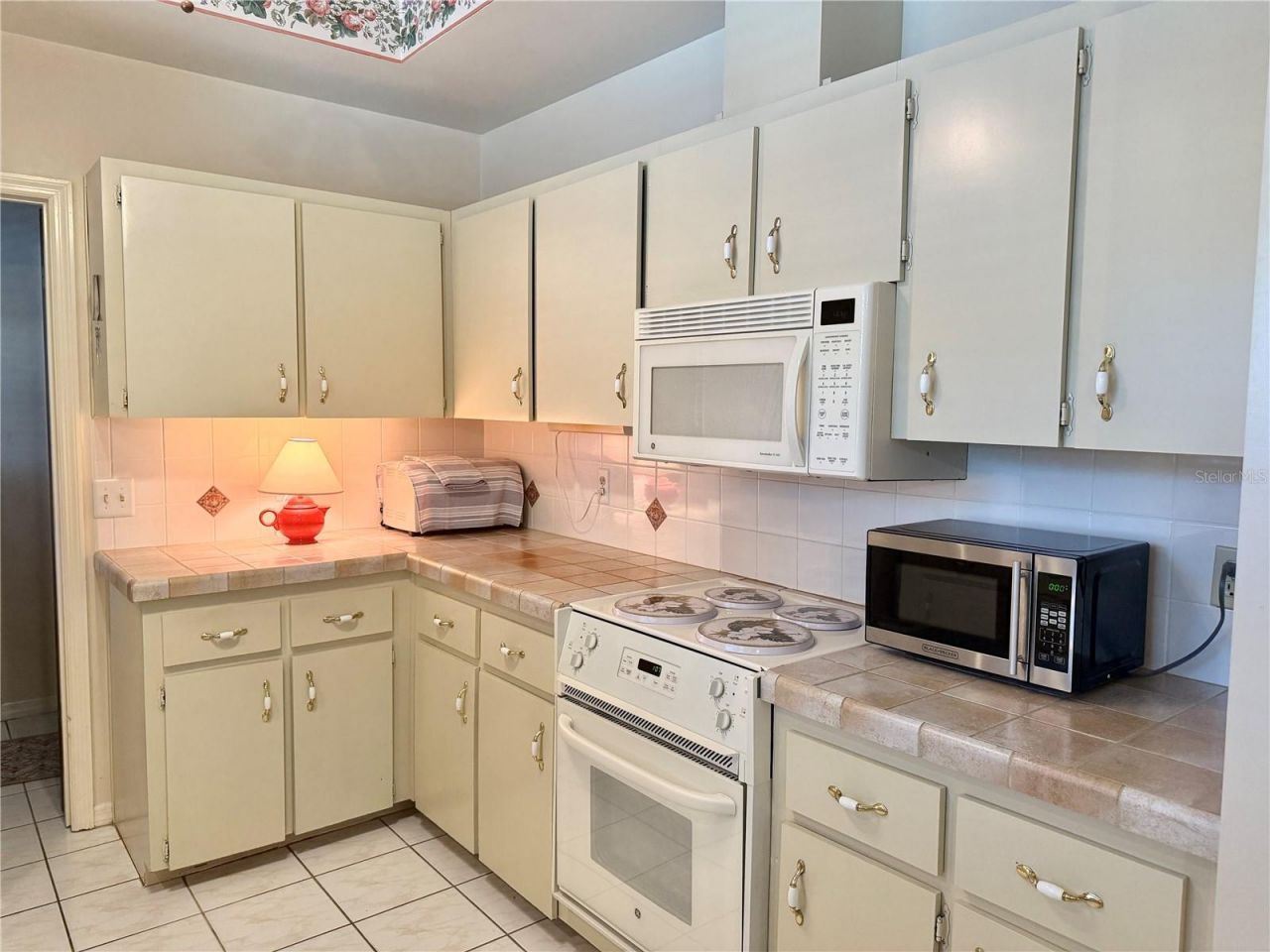 924 Ridgecrest Road, Orlando, FL 32806 Photo