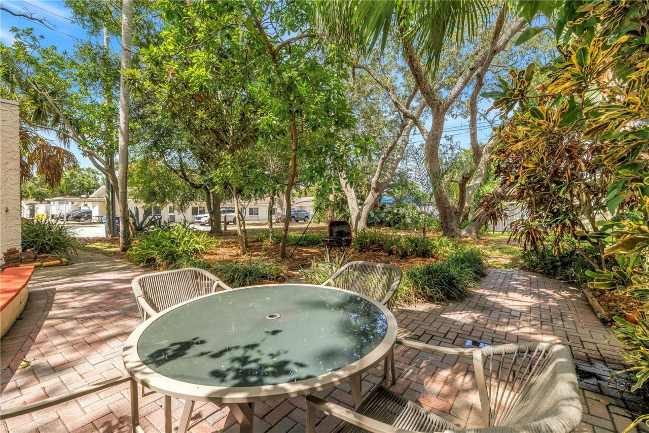 6120 5th Avenue S, Saint Petersburg, FL 33707 Photo
