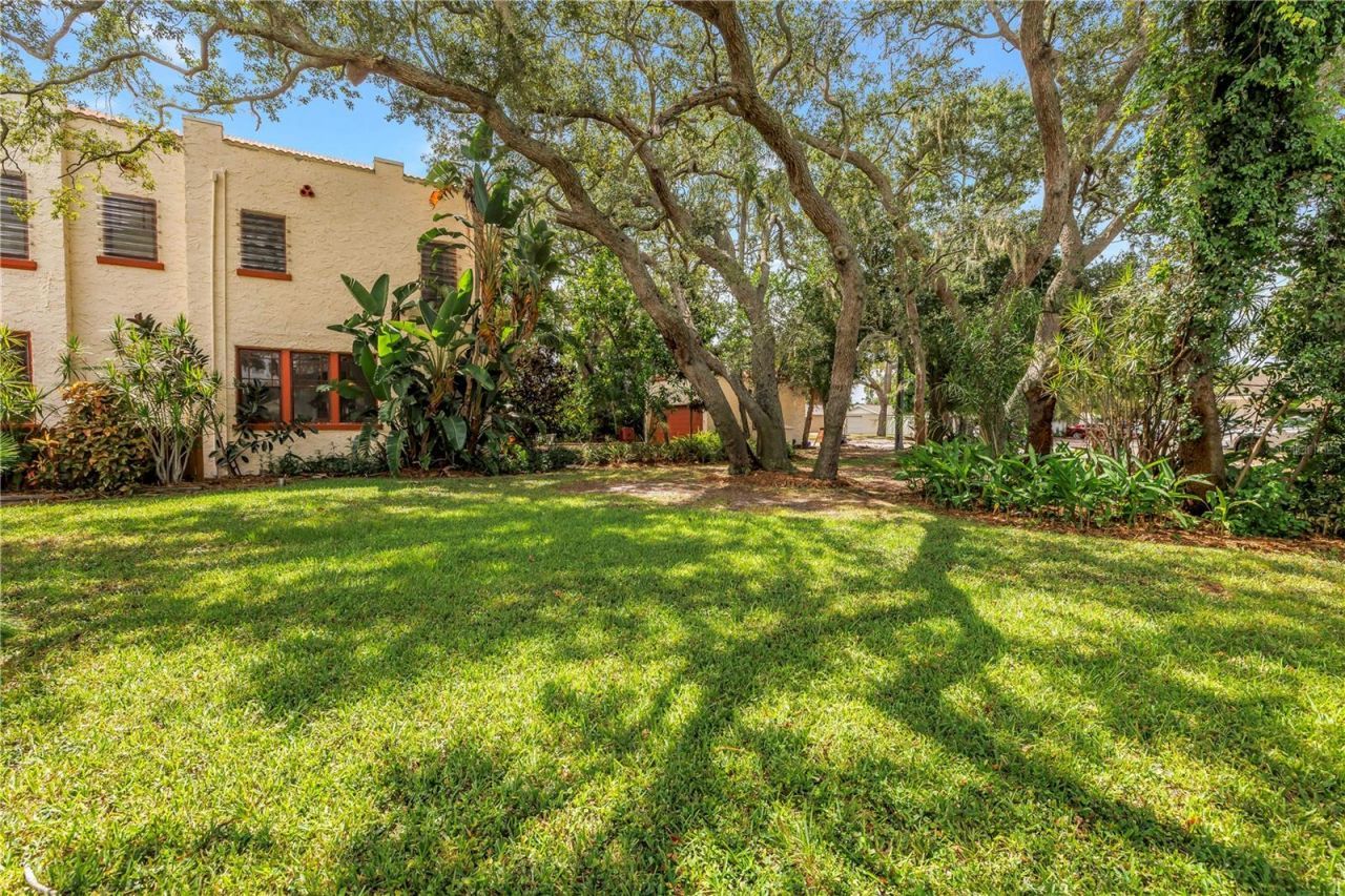 6120 5th Avenue S, Saint Petersburg, FL 33707 Photo