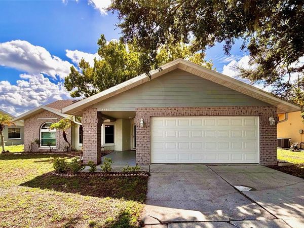 4448 COUNTY BREEZE DRIVE , NEW PORT RICHEY, FL 34653