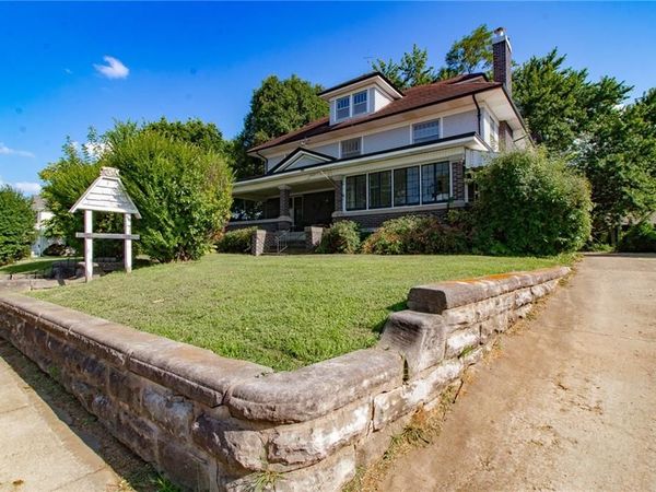 210 E Gay Street, Warrensburg, MO 64093