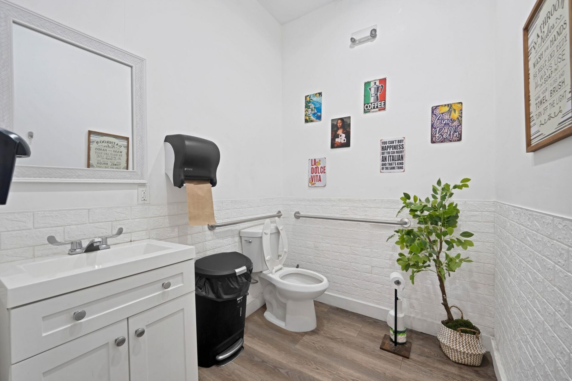 201 NE 82nd Street, Unit 209, Miami, FL 33188 Photo