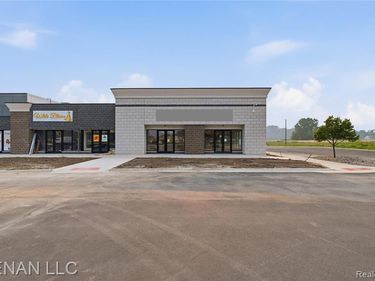 6099 Greenfield Road, Dearborn, MI 48126